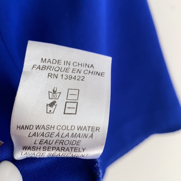 Tobi Royal Blue 3/4 Sleeve crop Blouse, Size S - Picture 5 of 7